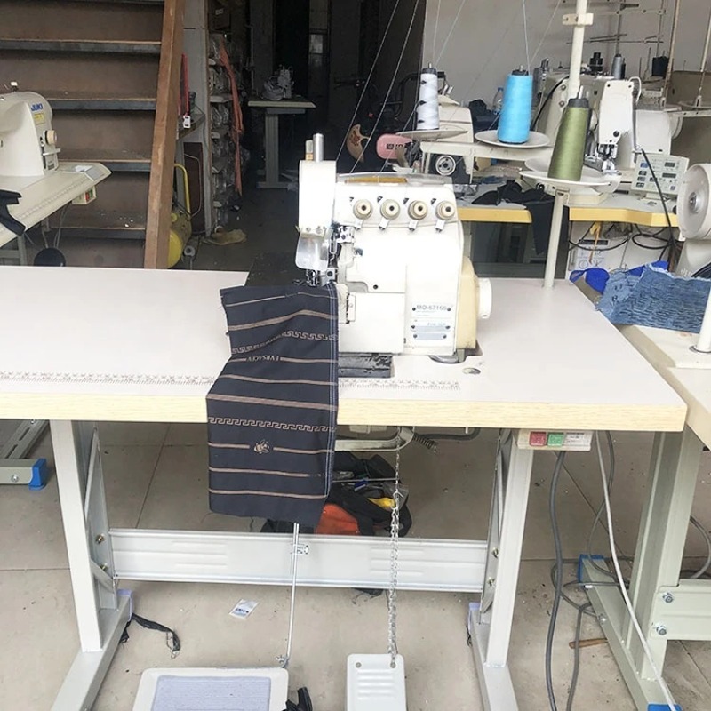 Industriële overlock naaimachi - Heavy Equipment Supplier recensie en prijs